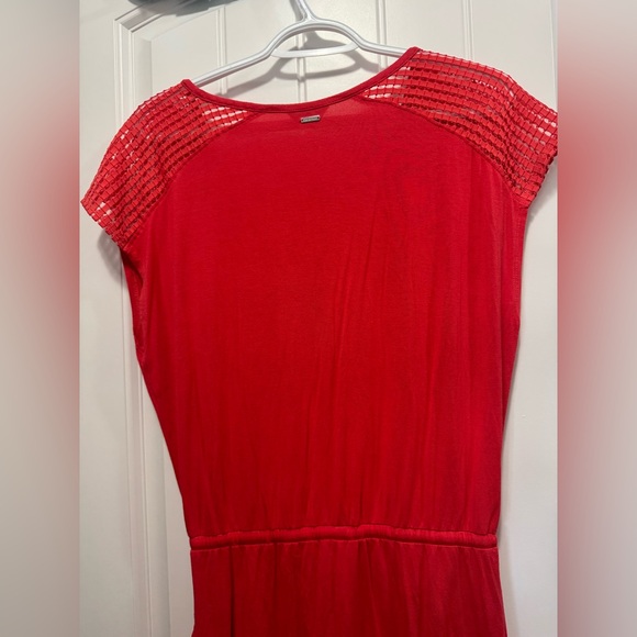 Red/ pink  V-Neck Dress with Crochet Shoulders xs to medium  Calvin Klein - Picture 3 of 4